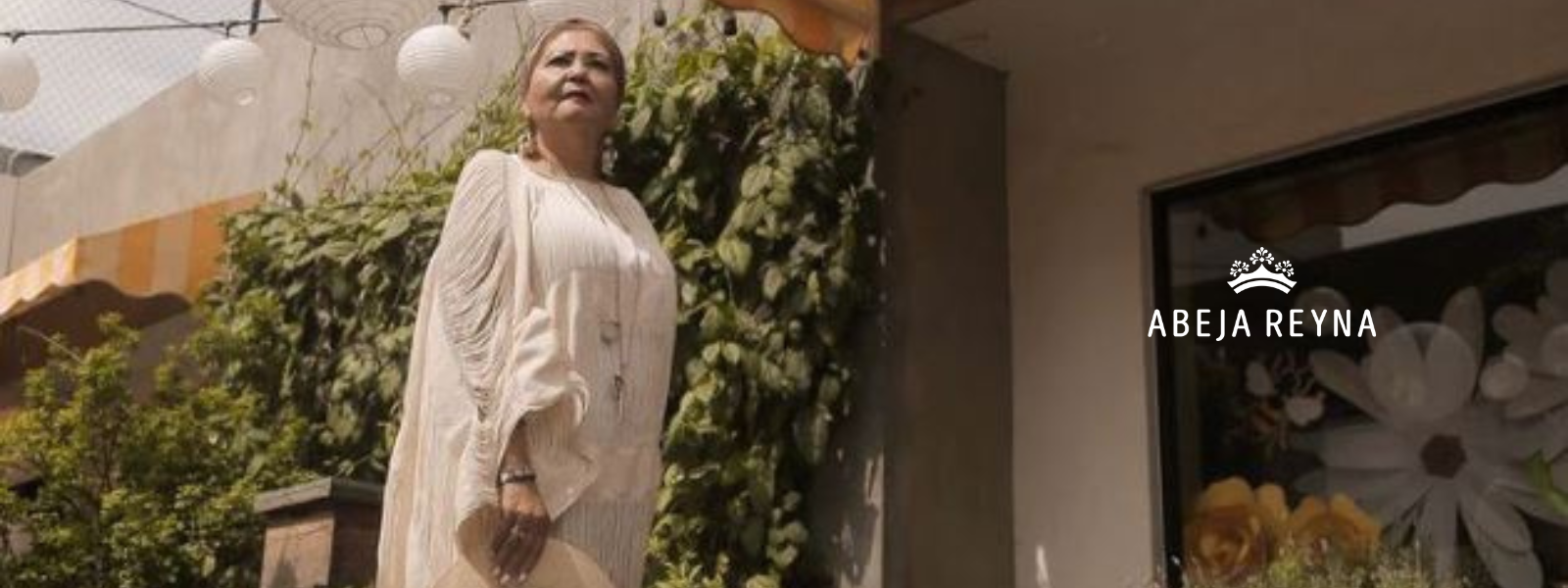 Abeja Reyna: Una historia de dulzura, trabajo y futuro brillante